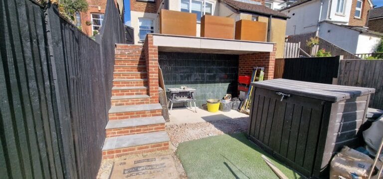 Rear parking, oak pergola and patio, Guildford, project photo